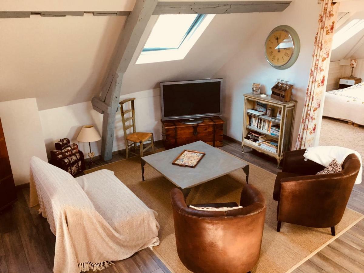 Sous Les Toits D'Honfleur Apartment Екстериор снимка